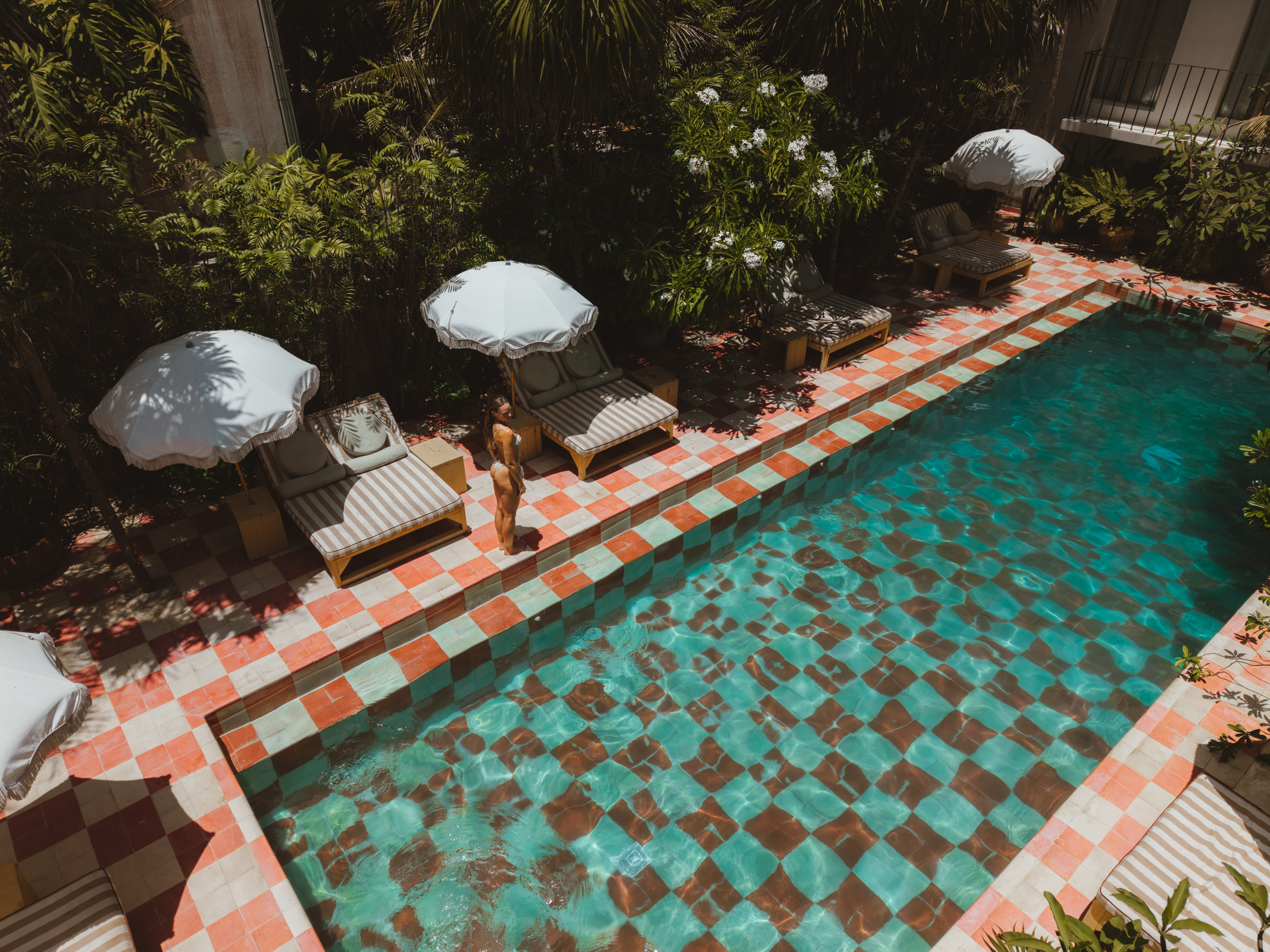 Boutique vs. Full-Service: Which Marketing Agency Is Right for Your Hotel?